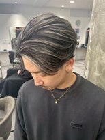 キング 楠葉店(K!ng)&nbsp;波巻きツイストスパイラルパーマ/フェザーパーマ/眉毛/メンズ