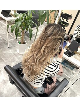 ロゼル(ROSEL) 表面ハーフアップ