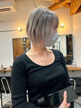 ラック 津田沼(LUCK) シルバー/似合わせカット/大人ショート/ウルフボブ