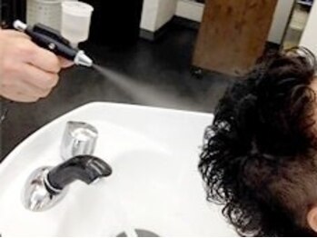 男髪製作所 すぎもとの写真/【頑張るメンズに】炭酸ミストスパで日々の疲れと頭皮汚れを瞬間リセット!至福の癒やし時間を。