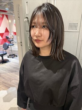 ロロネー 天満(Lolonois) 【Lolonois天満】顔まわりレイヤーカット（釣本竜哉）
