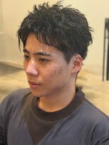リット 天文館店(Lit.)&nbsp;アップバング ツーブロック ビジネス 黒髪 束感 眉毛 短髪 20代