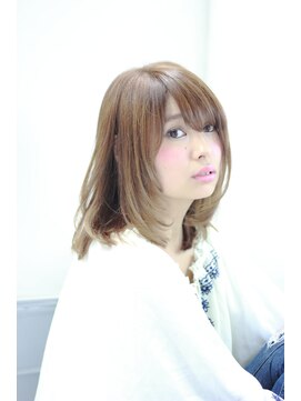 ペイジバイネオリーブ 吉祥寺店(Paige by Neolive) 柔らかなストレートxジュエルハイライト[paige by neolive]