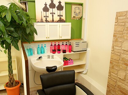 ヘアーアンドネイル アールヌーヴォー 高島平(hair&nail art nouveau)の写真