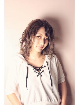 ユートピア(U topia) ゆるふわミディで楽チンスタイリング【ユートピア渡邉】