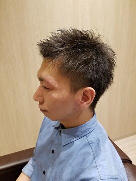 ライール ザ バーバー(Lair the barber) 王道のツーブロベリーショートスタイルで好印象◎