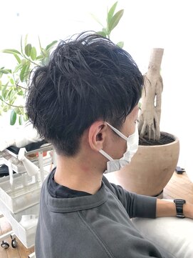 ヘッズ 本八幡店(HEADS) MEN'S HAIR  センターパート ツイストスパイラル コンマヘア