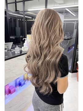 リア 大阪梅田(Ria) ~ハイライトカラー シールエクステ~【Ria 大阪 梅田】