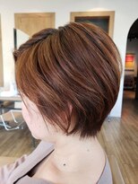 フリージュア(FREEJUA)&nbsp;[FREEJUA/北上尾]前下がり大人ボブ×明るい白髪染め