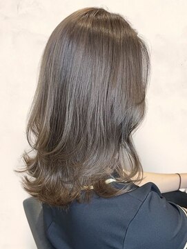 シャルマン 銀座(Charumante) 冬の◎オリーブグレーココアベージュ×小顔ミディ30代おすすめ