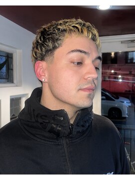 チクロ(ticro) 【チクロ】ローテーパーフェード/ブロンド