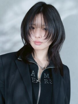 アルバム 池袋(ALBUM) ウルフレイヤーくびれミディダークアッシュ似合わせカットF21343