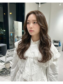 ハーツオオサカ(HE:ARTS OSAKA) 韓国風ロングウェーブヘア