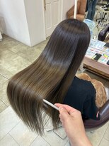 ウラン 元町店(Urun)&nbsp;髪質改善トリートメント【髪質改善/縮毛矯正／ストレート】