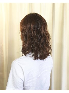 ヘアーアンドメイク ヒューラ 立川店(HAIR&MAKE hurra) ニュアンスパーマ