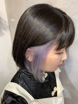 ロア 福岡天神本店(LORE) インナーカラー /ホワイトシルバー/nana