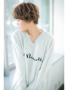 エル トウキョウキャンディ(L tokyo CANDY) 小顔ショート×似合わせカット【十条 東十条 赤羽 王子】