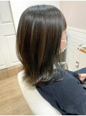 オリーブアッシュ　外はねミディアム