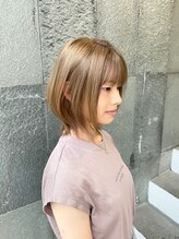 アクルヘアーバイテソロ(AKUR hair by tesoro)