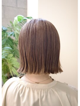 オルガ(orga) 外はねボブ