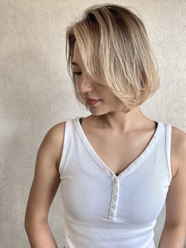 カーサ(Casa.) 外人風バレイヤージュ×ショートボブ