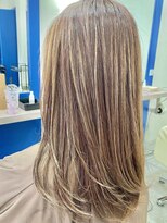 ミツボシ 本八幡(MITSUBOSHI)&nbsp;ワンレン/ネビージュ/小顔/黒髪/こなれストレート[本八幡]