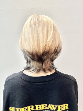 ステア ケース(stair case) 髪質改善ホワイトブロンド×ブラックエンドカラー