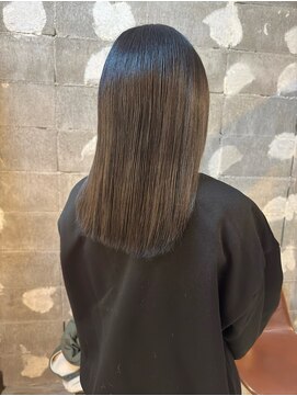 ソワ 四日市(soie) 髪質改善ストレート×グレージュ