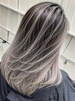 エノア 青山(ENORE)&nbsp;ハイライト/バレイヤージュ/グラデーションカラー/ダブルカラー