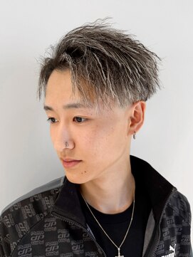 ルーシー 渋谷(LUCEY) ツイストハーフバックホワイトメッシュパイルツイストパーマ