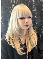 ナヴィ(NAVi)&nbsp;Whiteミルクティーカラー×レイヤーカット