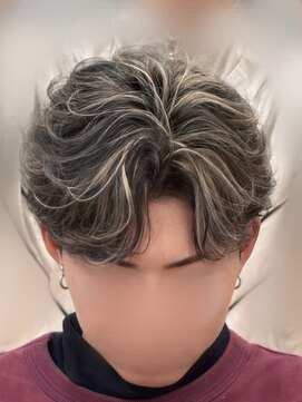 バース 河原町店(BIRTH) 韓国へアカルマパーマワックスなしセンターパート黒髪ウルフ