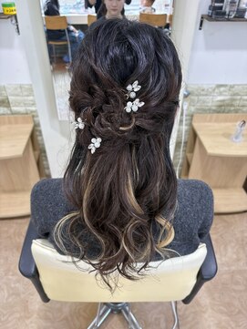 プライドピーエスツー 星置店(PRIDE Ps2) ハーフアップ