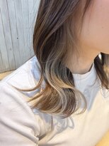 オリ(Oli) インナー×ホワイトベージュ