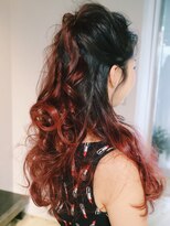 ランド(LAND)&nbsp;レッドグラデーションカラーアンニュイハーフアップ