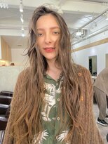 ソイ コンク 下北沢(soi conc)&nbsp;オリーブベージュ/ロングヘア/ハイライト/外国人風カラー