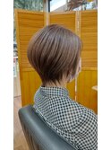 ショートボブ