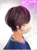 大人気くびれショート×ホワイトベージュハイライト【カドワキ】