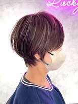 ラッキーヘア 加古川(Lucky Hair)&nbsp;大人気くびれショート×ホワイトベージュハイライト【カドワキ】