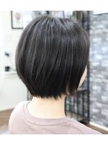 ウィスカーヘアー(whisker hair)&nbsp;ショートボブ