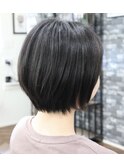 ショートボブ
