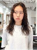 レイヤーカット/スパイラルパーマ/くるくるパーマ/パーマ女子
