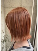 オレンジベージュ　外はねボブ
