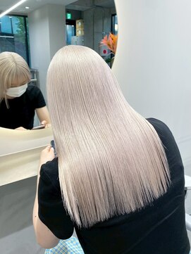 ソル 栄矢場町(SOL) ホワイトブロンド