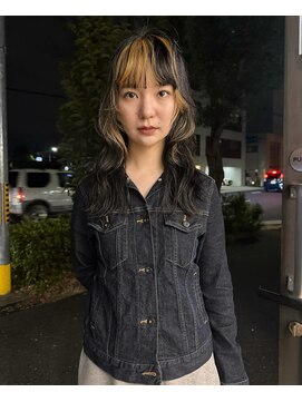 ユー(yew) デザインカラー／ブリーチカラー／ハイブリーチ／レイヤーカット