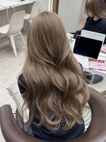 ロンド レア 天神大名店(Lond Le’a) 着物/ミディアムレイヤーカット/似合わせカット/大人ガーリー