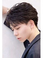 ルーシー 渋谷(LUCEY)&nbsp;センターパートフェザーパーマシャドウパーマメンズパーマ