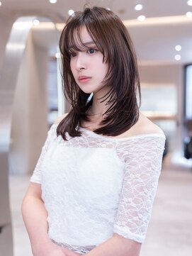 アンスリウム 箕面萱野(Anthurium) ミディアムレイヤー/大人可愛い/髪質改善/シースルーバング