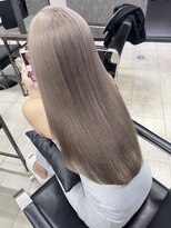 ベール(Vale) 髪質改善×ダブルカラーで作る、極上のミルクティー