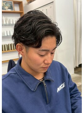 アコロン 武蔵小杉(acoron.) 動きで魅せる大人のメンズパーマ　武蔵小杉